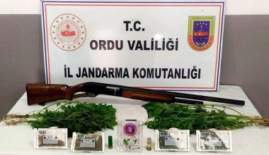 Jandarma Uyuşturucuya Geçit Vermedi