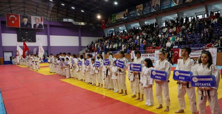 2 Bin’e Yakın Sporcu Ordu’ya Geldi