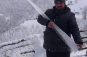 Buz Sarkıtları İnsan Boyuna Ulaştı