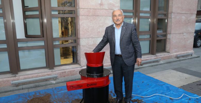 FINDIK KAPSÜLÜNDEN YEM ÜRETİLDİ