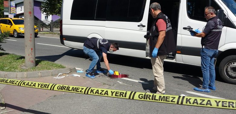 MİNİBÜSTEN DÜŞEN KADIN HAYATA TUTUNAMADI