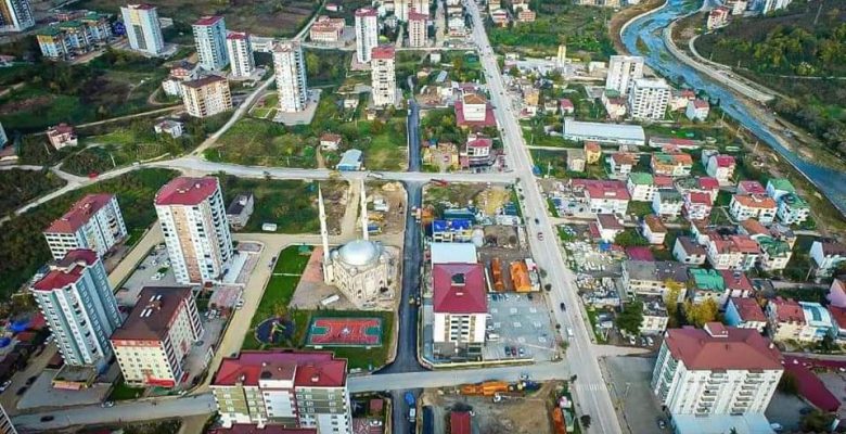 FATSA’NIN SOKAK VE CADDELERİ ASFALT İLE BULUŞUYOR