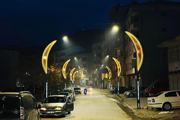 KUMRU, BÜYÜKŞEHİR İLE IŞIL IŞIL