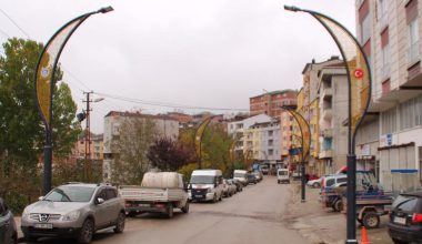 KUMRU, BÜYÜKŞEHİR İLE GÖZ KAMAŞTIRIYOR