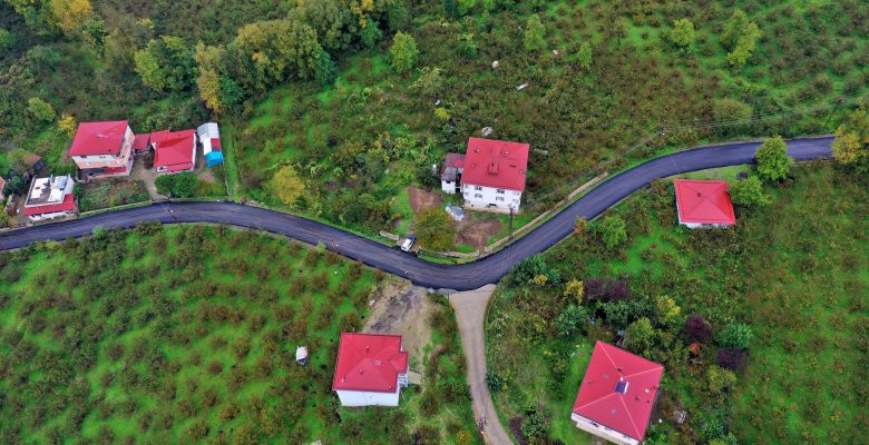 ALTINORDU’NUN YOLLARA SICAK DOKUNUŞU DEVAM EDİYOR