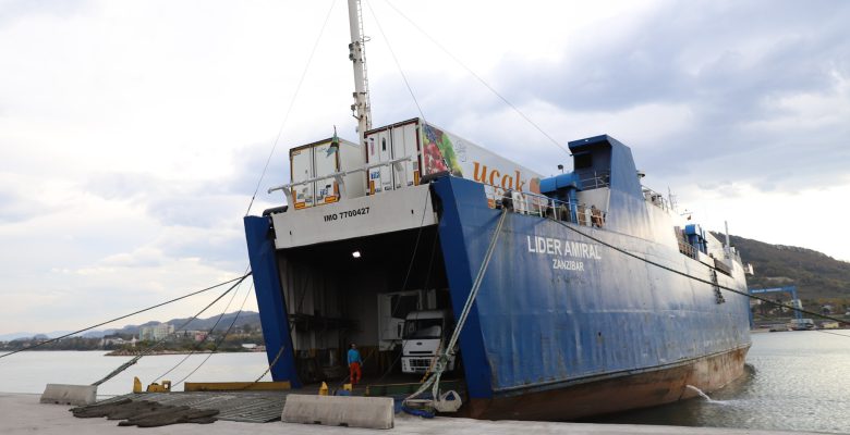 ÜNYEPORT’TAN RO-RO SEFERLERİ SÜRÜYOR