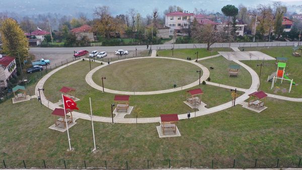 BÜYÜKŞEHİR’DEN ALTINORDU’YA YENİ PARKLAR