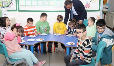 ÖZEL GÜNE ANLAMLI ZİYARET