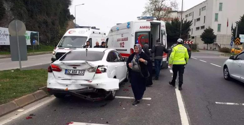 ALTINORDU’DA ZİNCİRLEME TRAFİK KAZASI