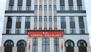BAKAN SOYLU ORDU VALİLİK BİNASINI PAYLAŞTI