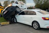 HAFİF TİCARİ ARAÇ OTOMOBİLİN ÜSTÜNE ÇIKTI
