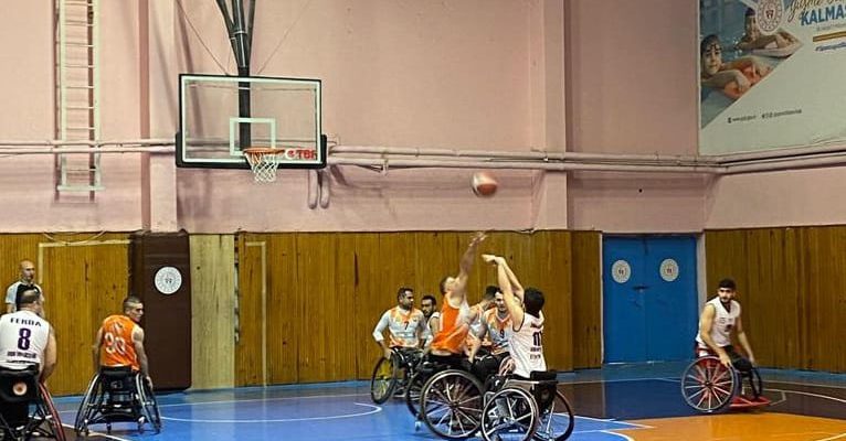 90-75 SKOR İLE ENGELSİZLERİN YÜZÜ GÜLDÜ