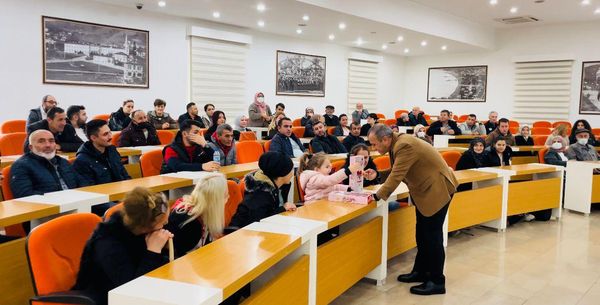 DEVLET VATANDAŞININ YANINDA
