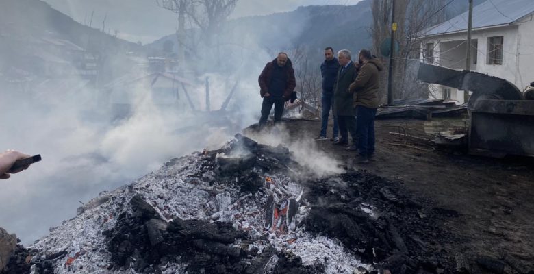 MESUDİYE’DE YANGIN AFETE DÖNÜŞMEDEN SÖNDÜRÜLDÜ