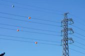 ELEKTRİK TELLERİNDEKİ TOPLAR NE İŞE YARAR?