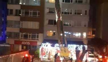ALEVLER APARTMANI SARMADAN MÜDAHALE EDİLDİ ALEVLER APARTMANI SARMADAN MÜDAHALE EDİLDİ