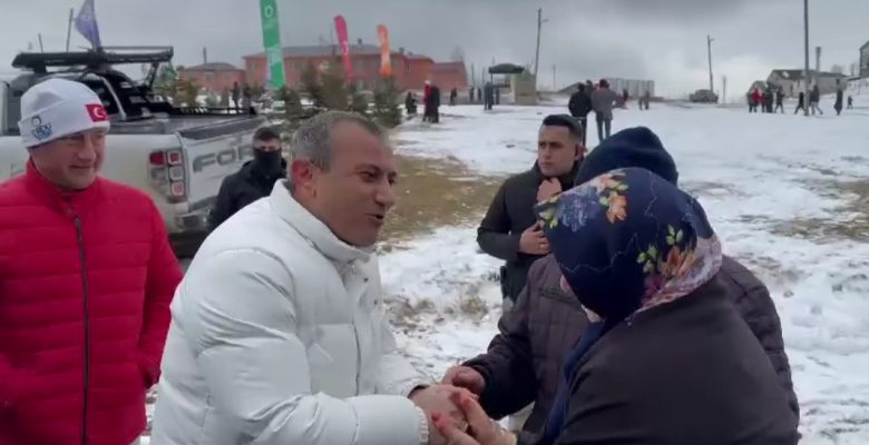 TEYZEMİZDEN VALİ SONEL’E “ISINSAYDIN ACCUK”