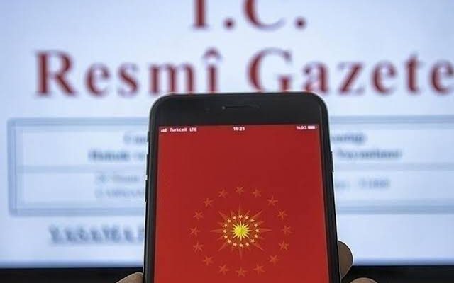 BAZI İL MÜDÜRLERİ GÖREVDEN ALINDI