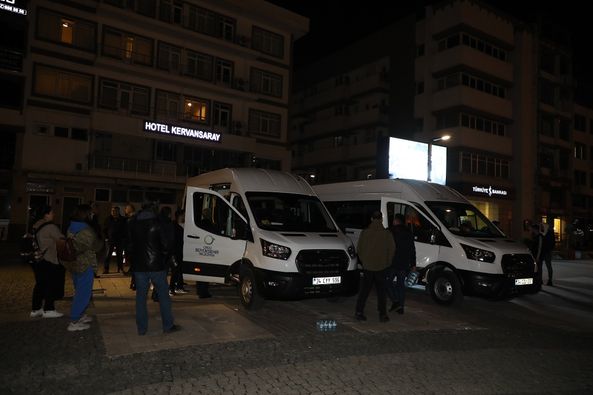 BÜYÜKŞEHİR HATAY’A 27 KİŞİLİK TEKNİK EKİP GÖNDERDİ