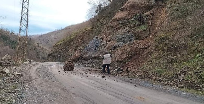 BÜYÜK HEYELAN GELİYORUM DİYOR