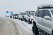 ORDU’DAN DEPREM BÖLGESİNE GİDENLERİ KAR ZORLUYOR (İZLE)