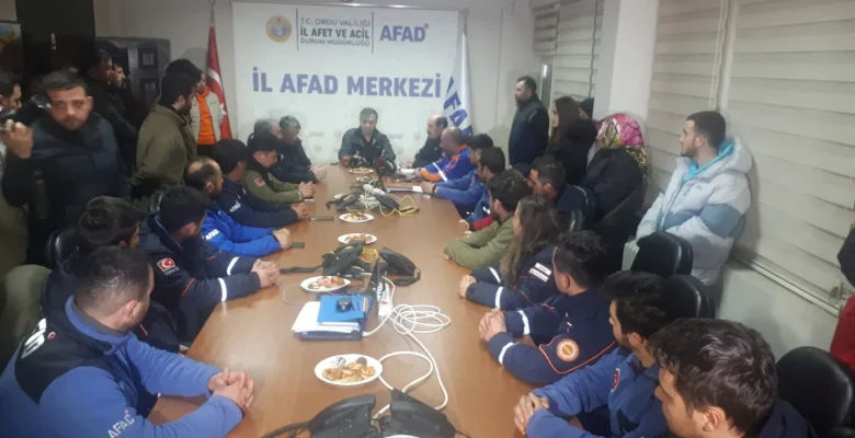 KAHRAMANLARIN BİR KISMI GERİ DÖNDÜ