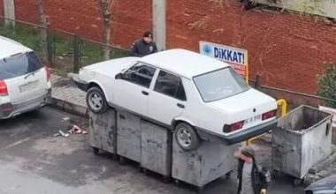 İLGİNÇ OLAY! ESNAF ARACI ÇÖPE ATTI
