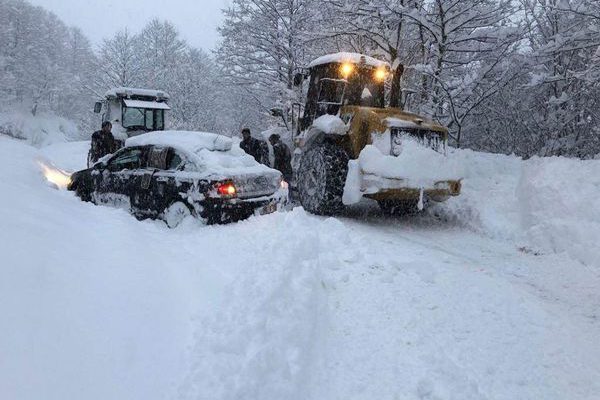 METEOROLOJİ UYARDI: ORDU’YA KAR GELİYOR