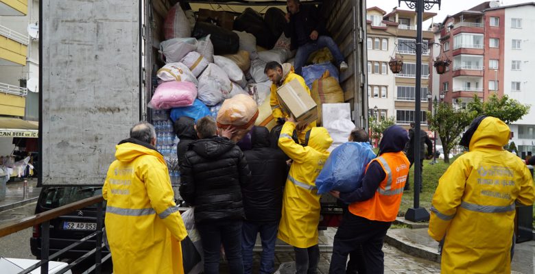 İŞTE DEPREM BÖLGESİ İÇİN YENİ İHTİYAÇ LİSTESİ