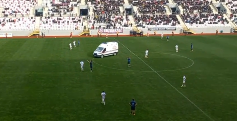 52 ORDUPOR MAÇINDA AMBULANS SAHAYA GİRDİ (İZLE)