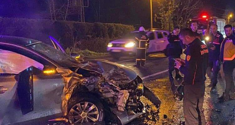 KAFA KAFAYA ÇARPIŞTILAR