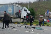KARADENİZ SAHİL YOLUNDA TIR KAZASI
