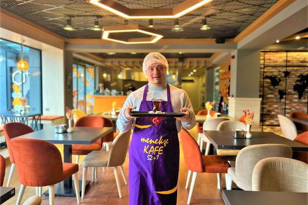 DOWN KAFE (MENEKŞE KAFE 52+1) UMUT OLDU