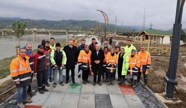 BAŞKAN GÜLER, AYAĞININ TOZUYLA SAHAYA İNDİ