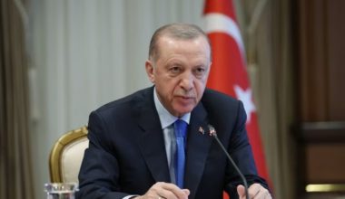 SON DAKİKA: EN DÜŞÜK EMEKLİ MAAŞINA ZAM MÜJDESİ