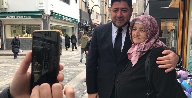 BAŞKAN TÖREN 35 GÜNÜN ARDINDAN ALTINORDU SOKAKLARINDA