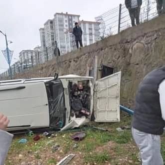 OTOMOBİL PLAJA UÇTU