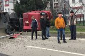 SAHİL YOLUNDA TIR YAN YATTI