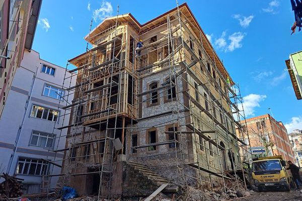 SELİMİYE KONAKTA RESTORASYON SÜRÜYOR