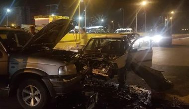 KAFA KAFAYA ÇARPIŞTILAR