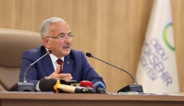 BAŞKAN GÜLER’DEN AÇIKLAMALAR “SEÇİMLER DEMOKRASİ ŞÖLENİDİR”