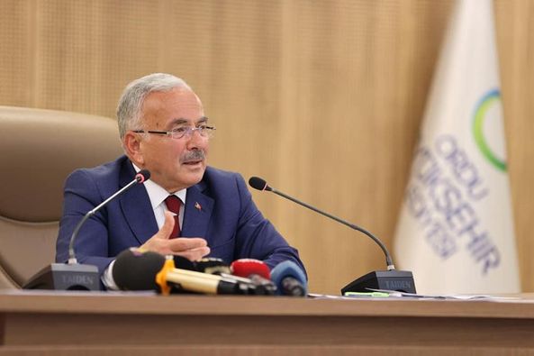 BAŞKAN GÜLER’DEN AÇIKLAMALAR “SEÇİMLER DEMOKRASİ ŞÖLENİDİR”