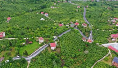 KİBELE’NİN EVİNE GİDEN YOLA SICAK ASFALT