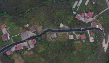 ÜNYE’NİN 3 MAHALLESİNE SICAK ASFALT