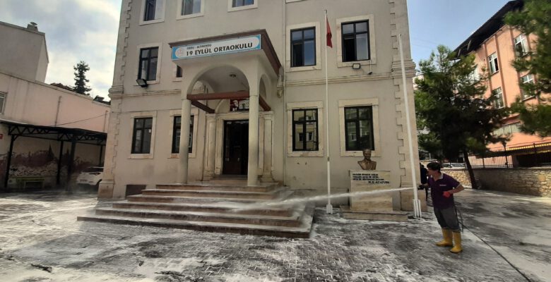 ALTINORDU’DA TÜM OKULLAR TERTERMİZ OLUYOR