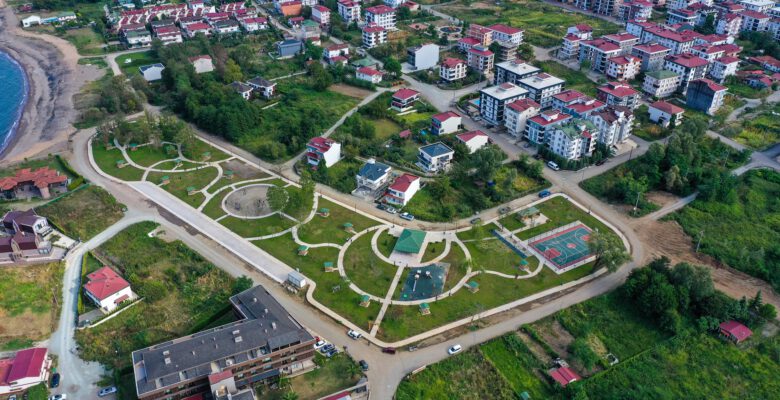 BÜYÜKŞEHİR’DEN ALTINORDU’YA YENİ PARK