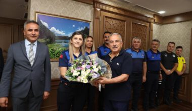 BÜYÜKŞEHİR ZABITASI’NDAN BAŞKAN HİLMİ GÜLER’E ZİYARET