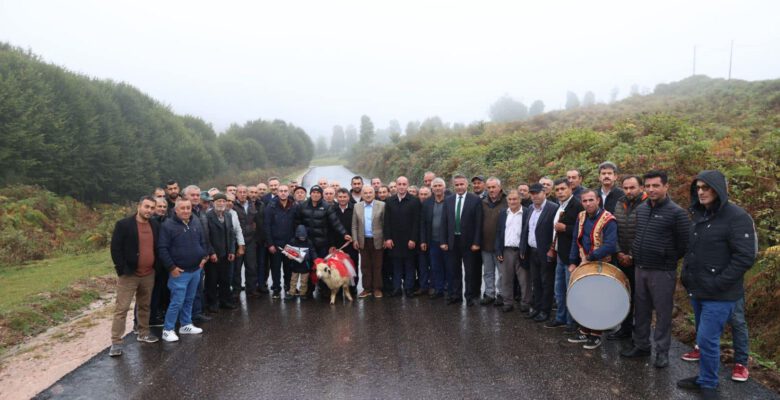 AYBASTI’DA BAŞKAN GÜLER’E SEVGİ SELİ