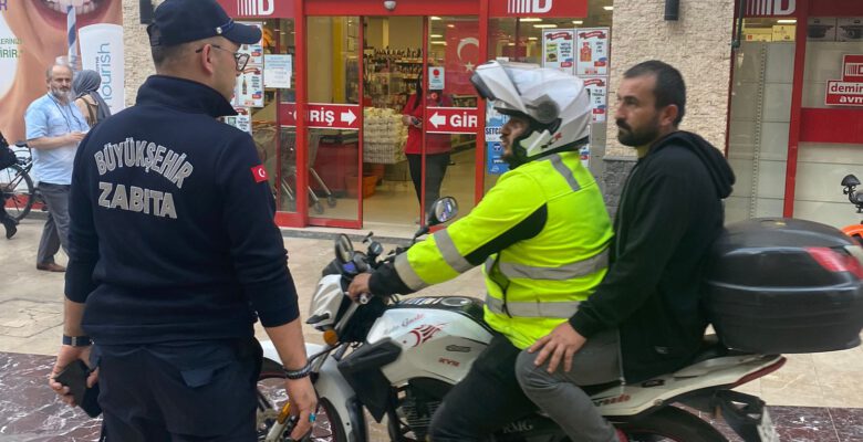 BÜYÜKŞEHİR ZABITASI’NDAN KAPALI CADDE DENETİMİ