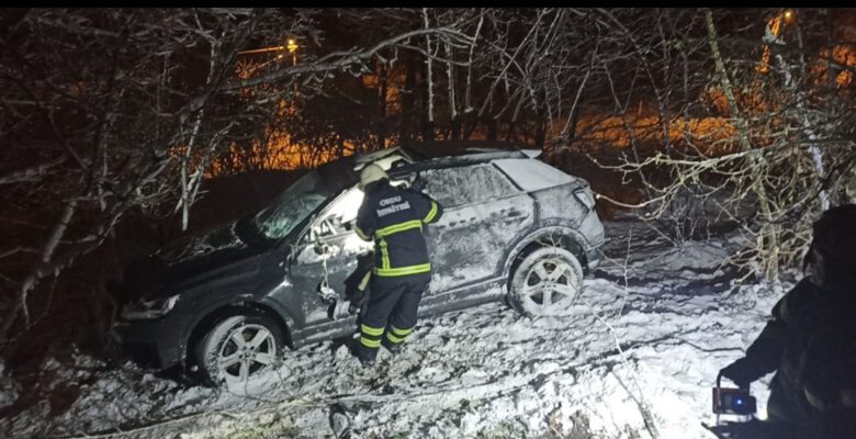 ARAÇ FINDIK BAHÇESİNE UÇTU: 1 ÖLÜ